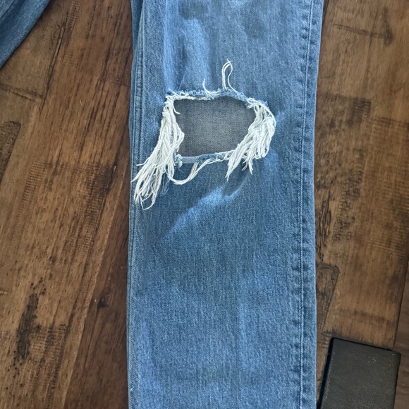 6S Abercrombie & Fitch The 90s Straight Low Rise Jeans 28 or 6 short - Picture 6 of 13